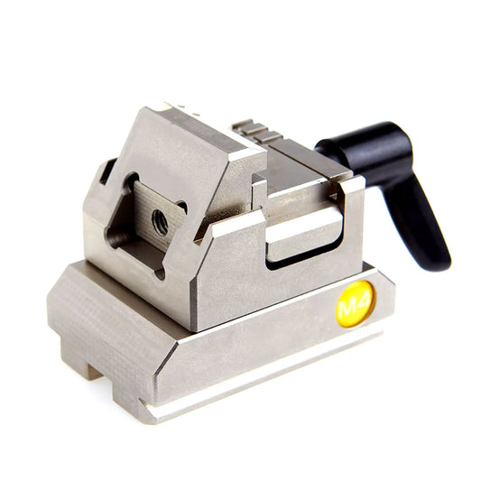 Morsetto speciale M4 per l'intaglio delle chiavi di casa