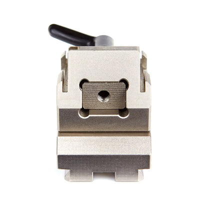 Morsetto speciale M4 per l'intaglio delle chiavi di casa